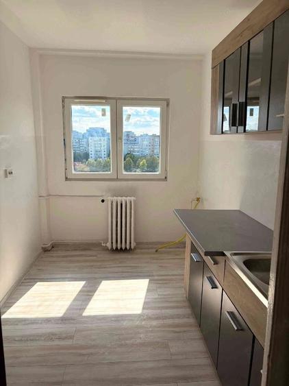Apartament cu 2 camere decomandat în Colentina
