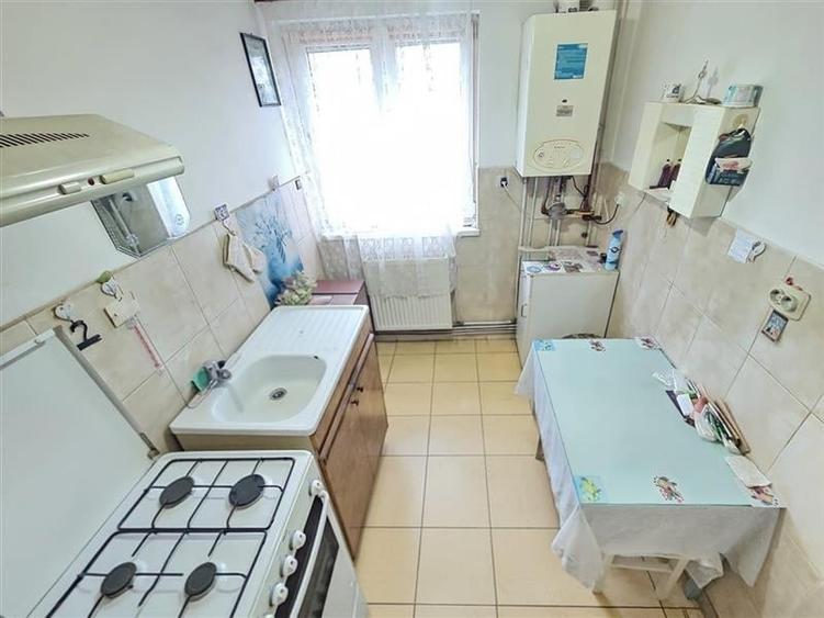 Ultracentral 2 camere - balcon - 8