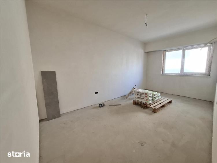 Apartament cu 3 camere decomandat în Galata