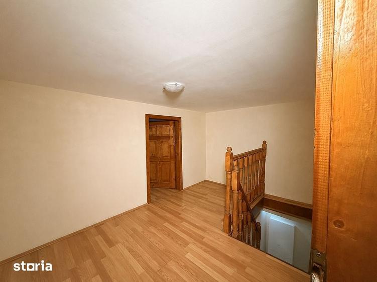 Apartament cu 4 camere în Central