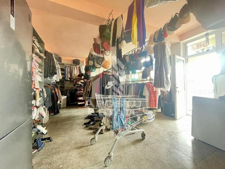 Casă individuală cu 6 camere cu Canalizare în Pârneava