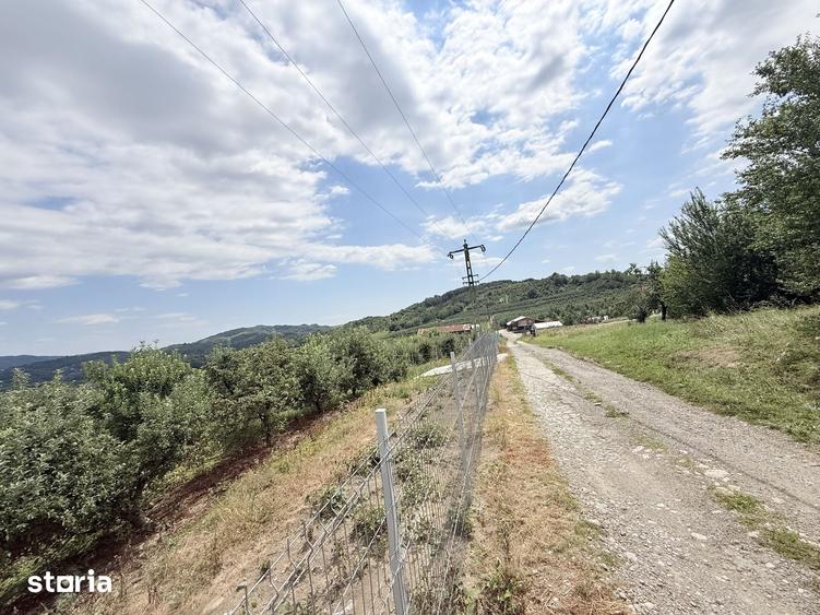 Teren de 2721 mp, în Central