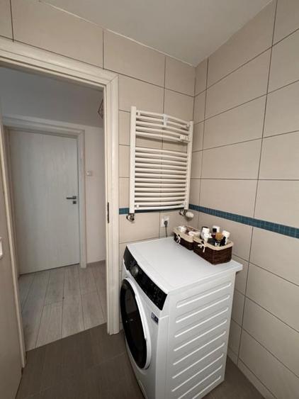 Apartament cu 2 camere decomandat, mobilat în 1 Mai