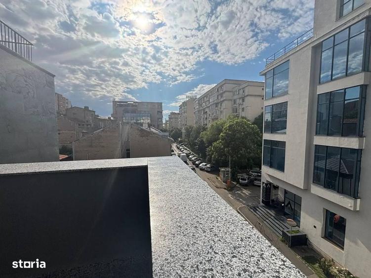 Apartament cu 3 camere decomandat în Unirii — fotografia 3