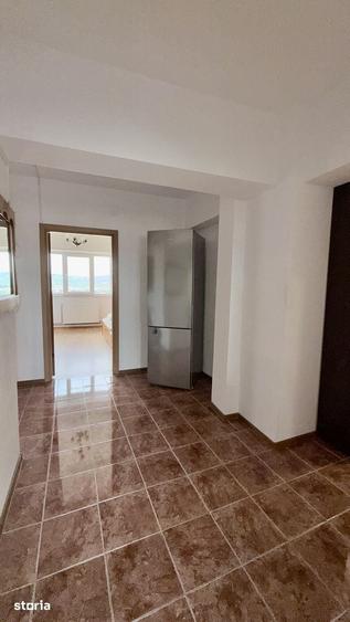 Apartament cu 3 camere în Ostroveni