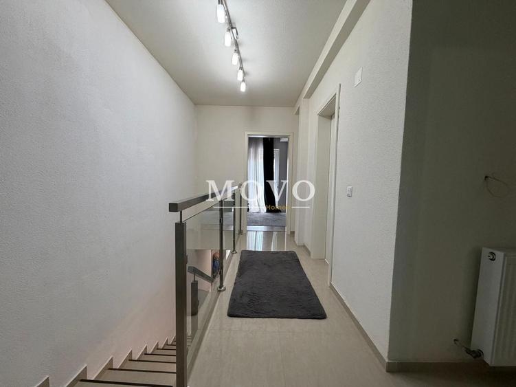 Duplex cu 4 camere cu Canalizare în Aradului