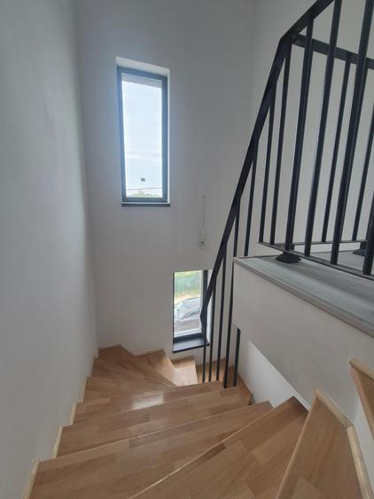 Casa 5 Camere,  Curte, Loc de Parcare,Terasa Circulabila - 14
