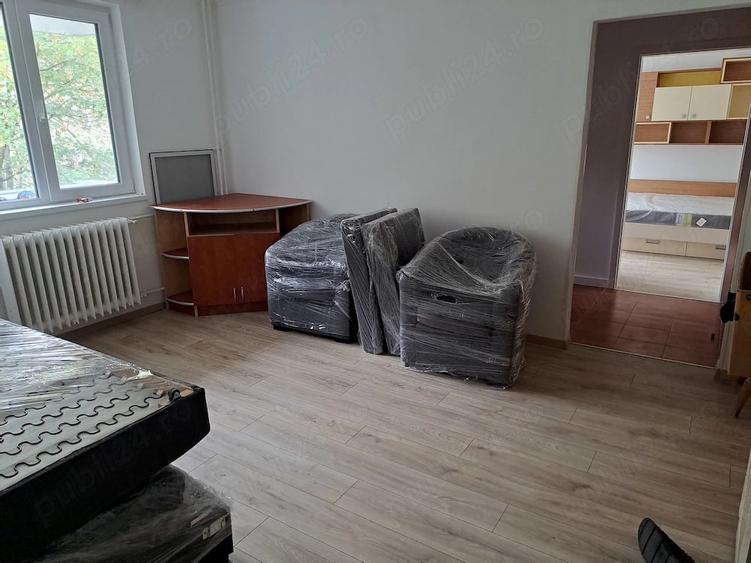 Apartament cu 2 camere semidecomandat în Cantemir