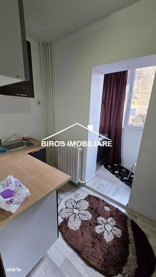 Garsonieră decomandată în Valea Rosie