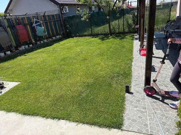 Casă cu Teren 253 Mp în Corbu