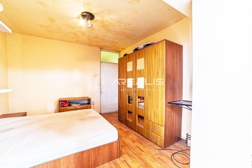 Apartament cu 3 camere în Băncilor