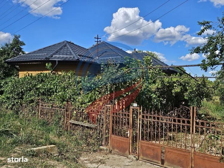 Casă cu 4 camere în Central