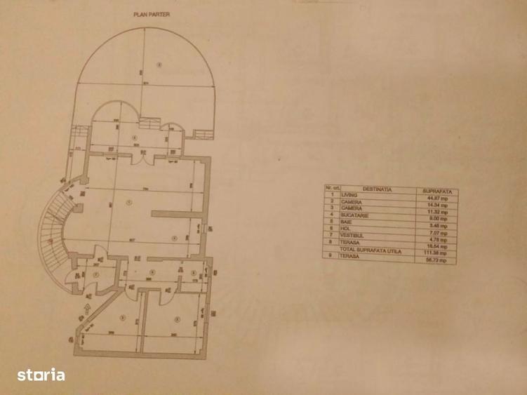 Casă cu 4 camere cu Teren 1798 Mp în Izvorani