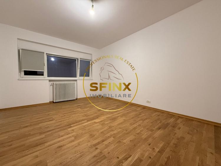 Apartament cu 3 camere semidecomandat, mobilat în Dacia