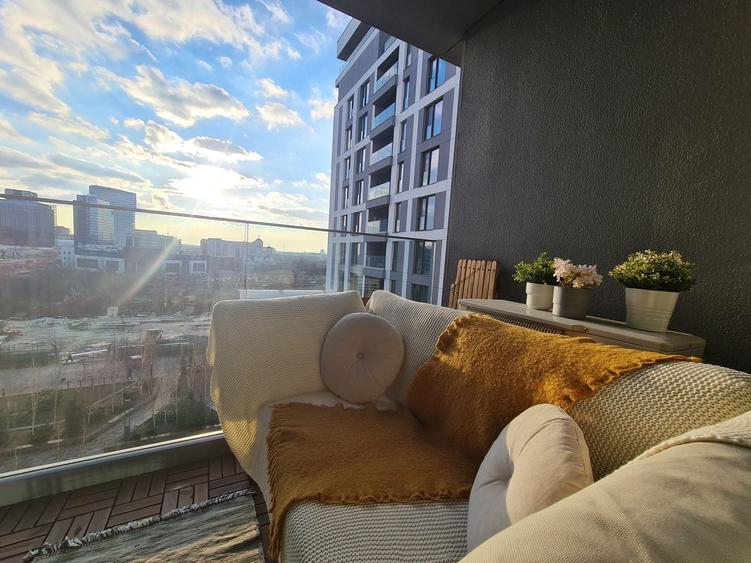 Apartament cu 3 camere decomandat în Aviației