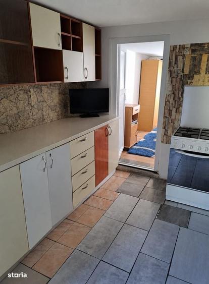 Casă cu 3 camere cu Teren 666 Mp în Budeasa