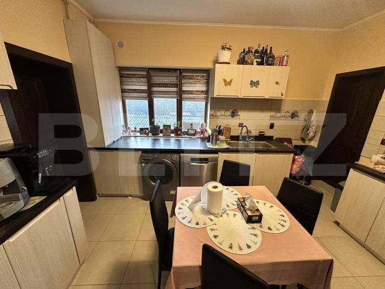 Apartament cu 2 camere semidecomandat, mobilat în Orăștie