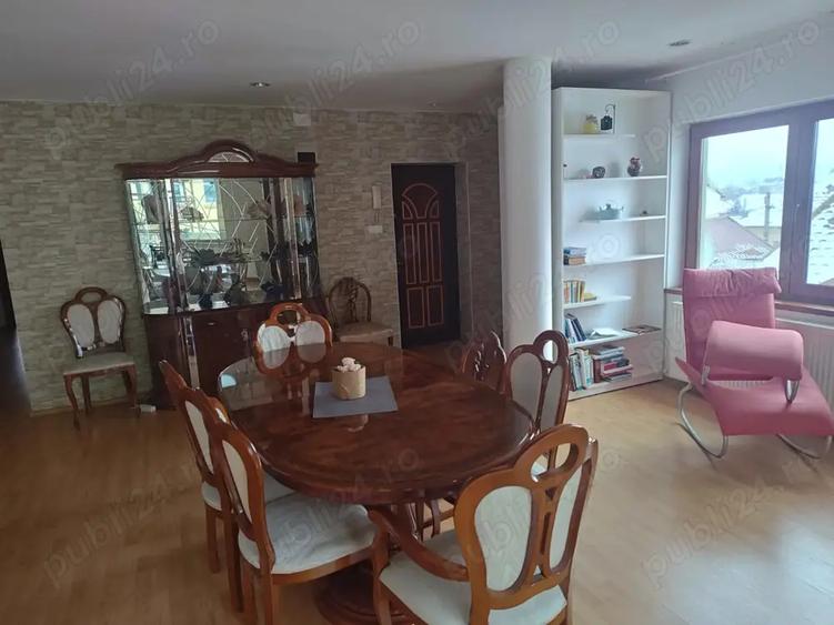 Apartament cu 3 camere în Călimănești