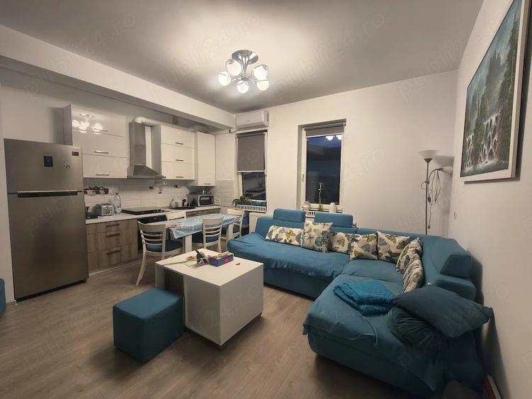 Apartament cu 3 camere semidecomandat, mobilat în Giroc