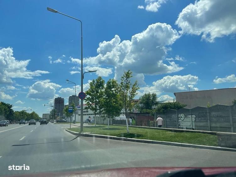 Spațiu comercial, în Apărătorii Patriei
