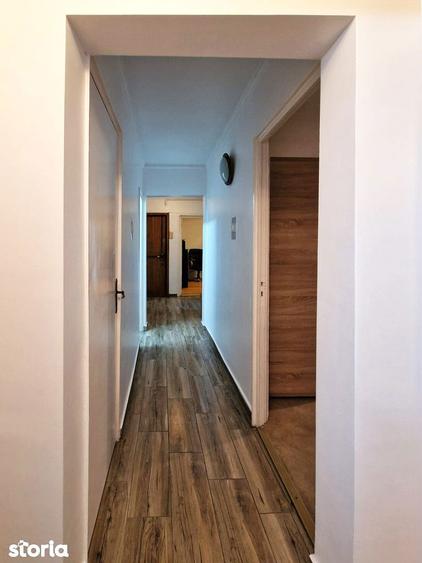 Apartament cu 3 camere decomandat în Rahova