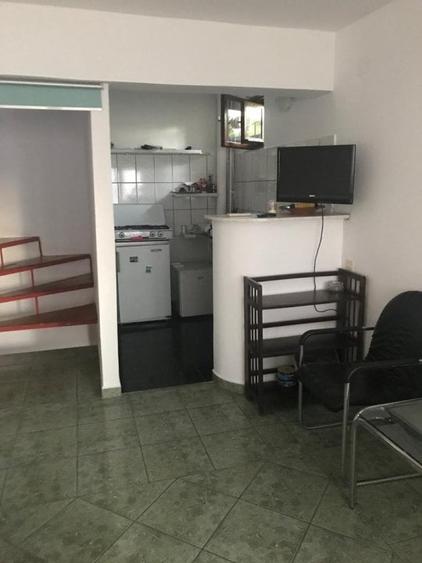 Casă individuală cu 3 camere cu Canalizare în Tomis II