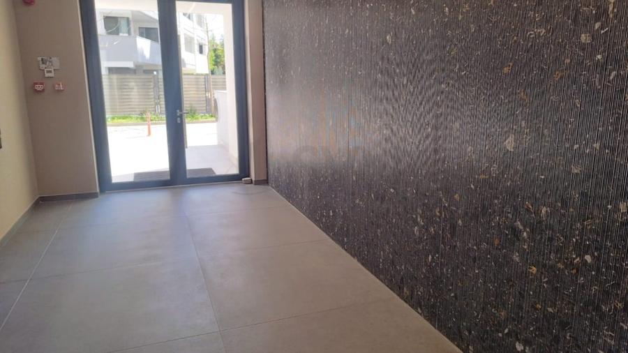 Apartament cu 2 camere semidecomandat, mobilat în Băneasa