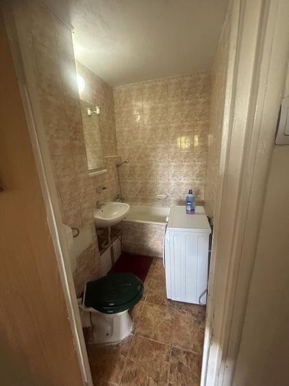 Apartament cu 2 camere semidecomandat în 1 Decembrie 1918
