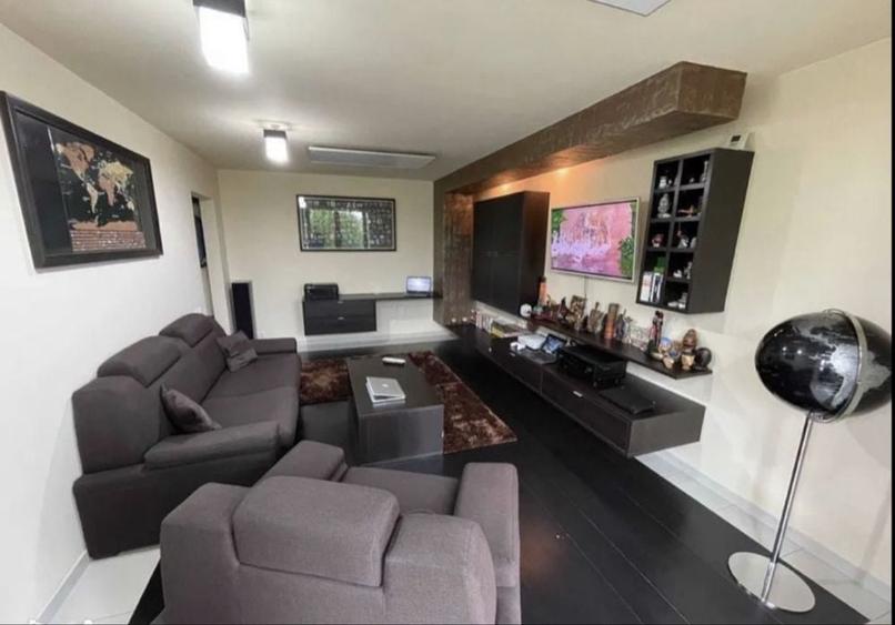 Apartament cu 2 camere decomandat în Tudor