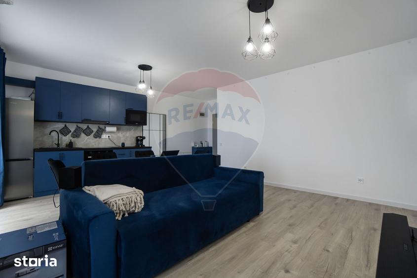 Apartament cu 2 camere, mobilat în Central