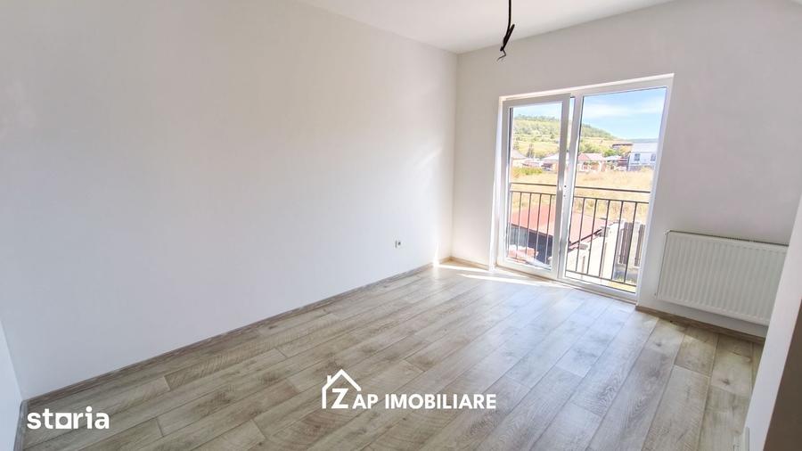 Casă cu 4 camere cu Teren 300 Mp în Crăciunești