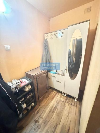 Apartament cu 3 camere decomandat în Vest