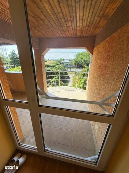 Casă cu 6 camere cu Teren 1500 Mp în Gara de Nord