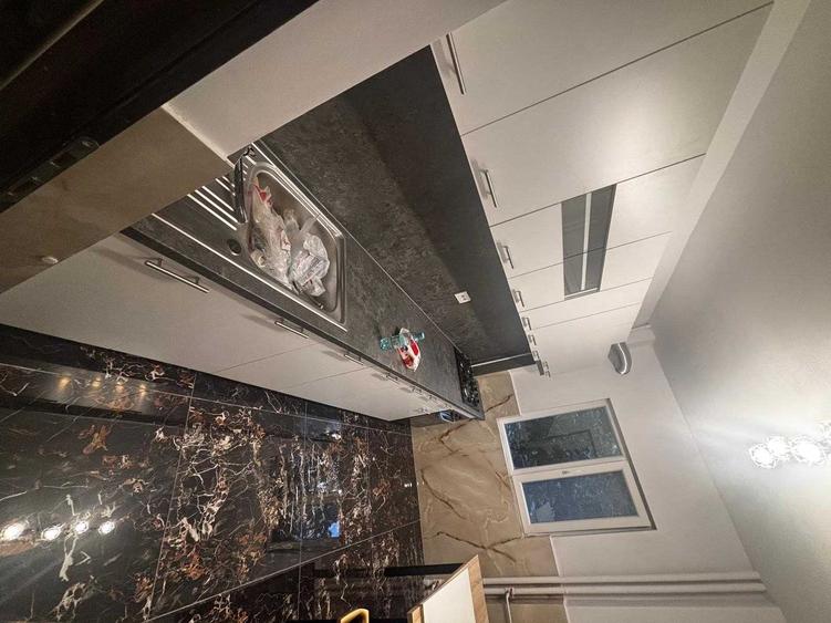 Apartament cu 2 camere decomandat în Basarabia