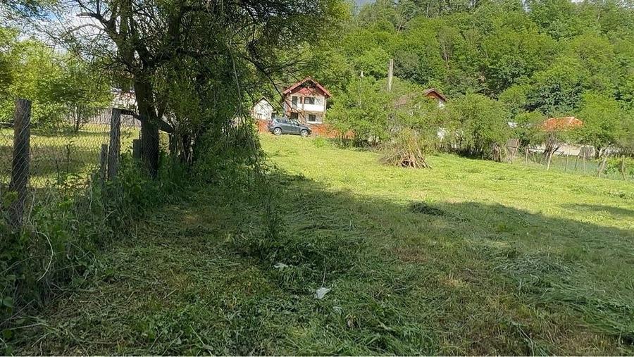 Teren de 966 mp, în Negoești