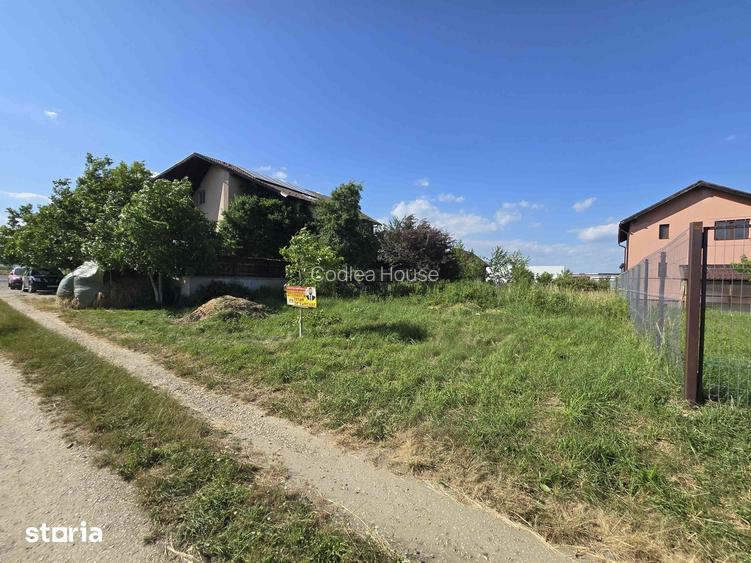 Teren intravilan in Cristian/ Bra?ov 640mp