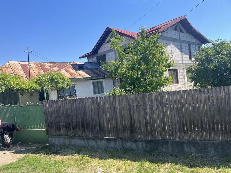 Casă cu 4 camere în Strejnicu