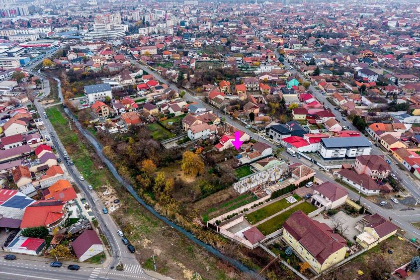 Teren Construcții intravilan de 461 mp, în Pârneava