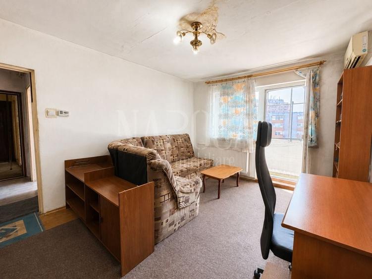 Apartament cu 3 camere semidecomandat în Mănăștur