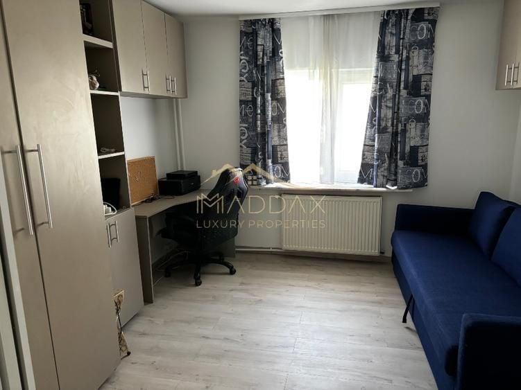 Apartament cu 4 camere decomandat, mobilat în 13 Septembrie