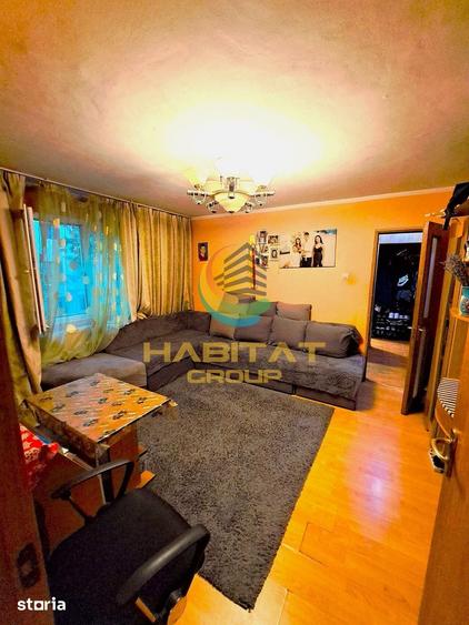 Apartament cu 3 camere semidecomandat în Giurgiului