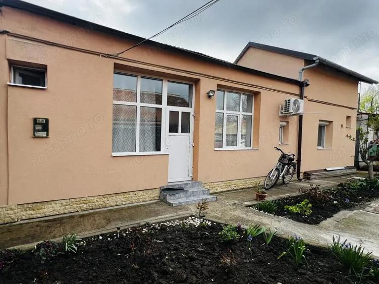 Casă cu 4 camere cu Teren 105 Mp în Lunei