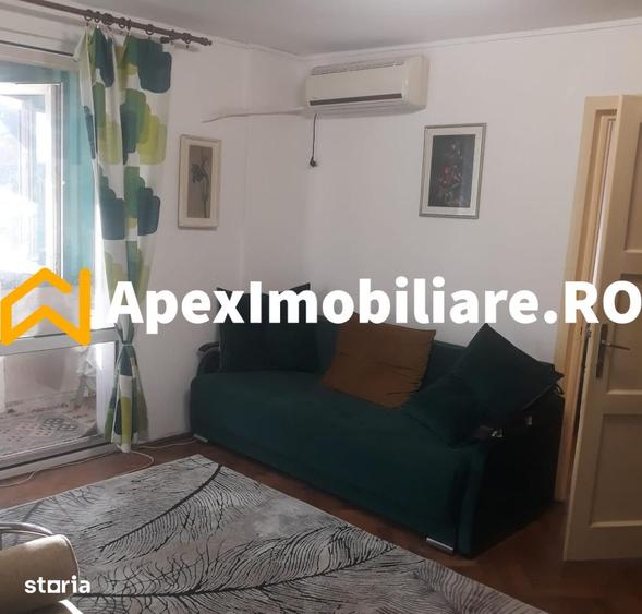 Apartament cu 2 camere semidecomandat, mobilat în Centrul Civic