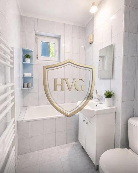 Apartament cu 3 camere decomandat, mobilat în Tei