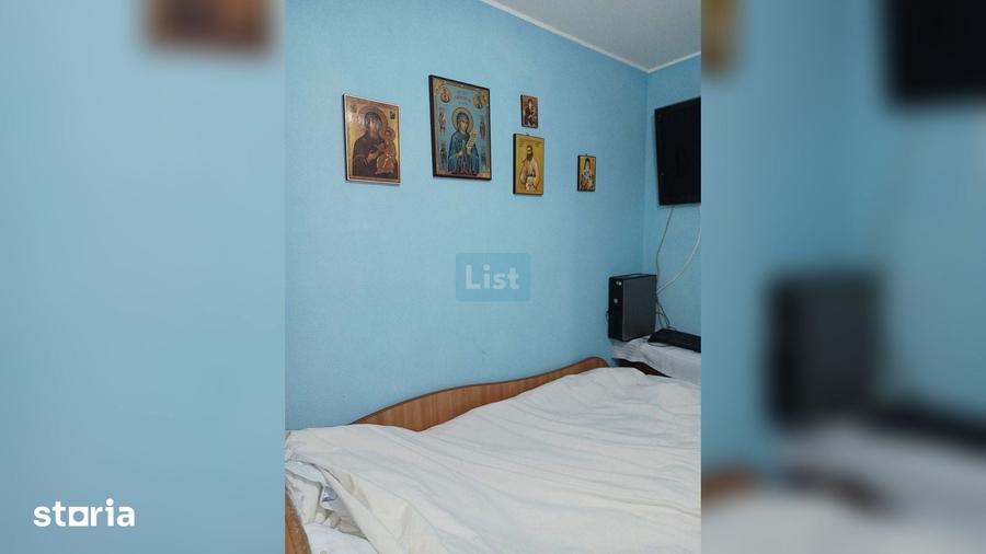 Apartament cu 4 camere decomandat în Micro 40