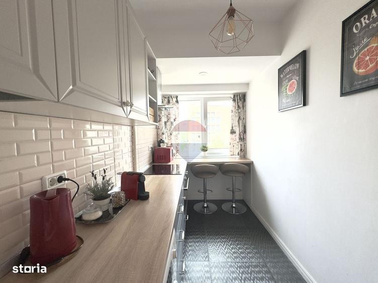 Apartament cu 3 camere în Calea Victoriei