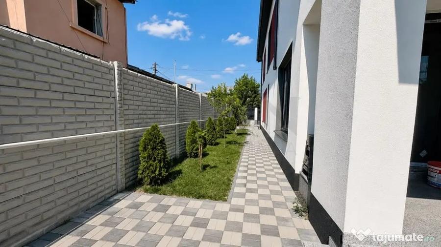 Casă cu 5 camere cu Teren 252 Mp în Central