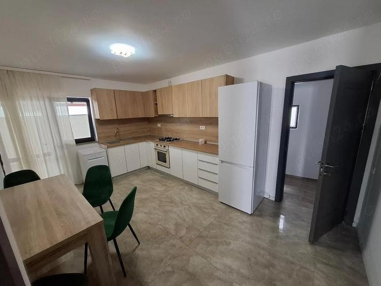 Casă cu Teren 300 Mp în Craiovei