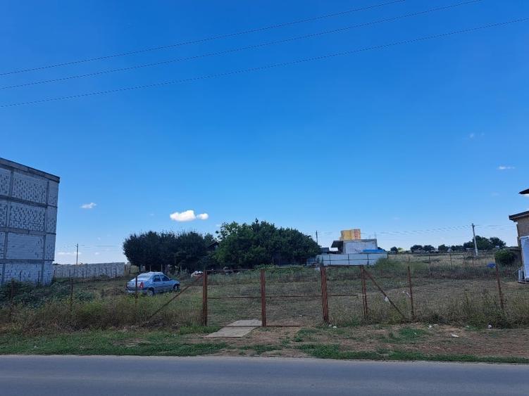 Teren Construcții intravilan de 1000 mp, în Nord-Vest