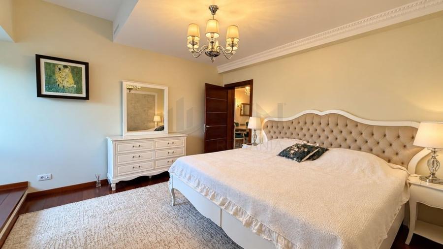 Apartament cu 3 camere decomandat, mobilat în Dorobanți